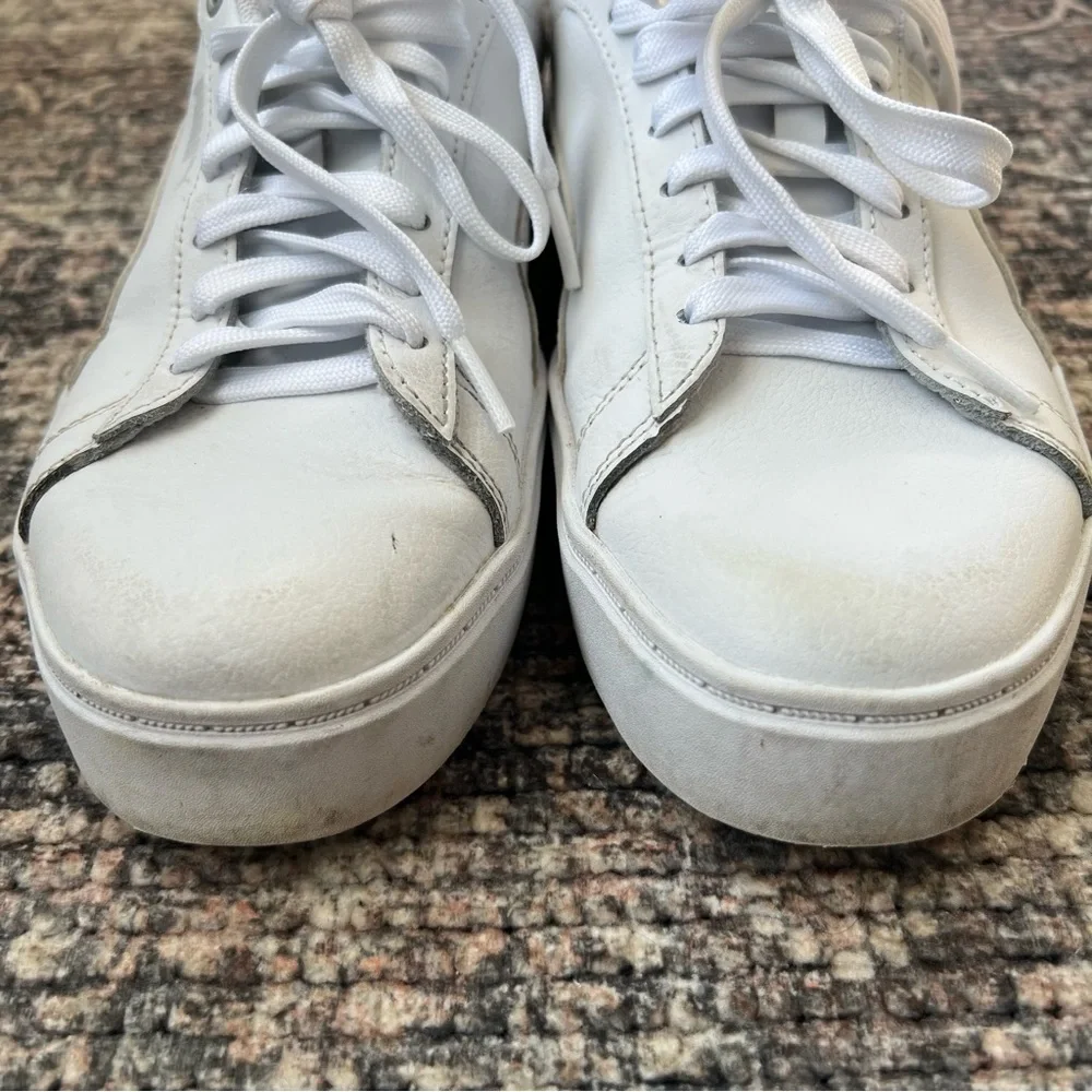 PUMA Smash Platform 2V Woman’s Sneaker Size 8